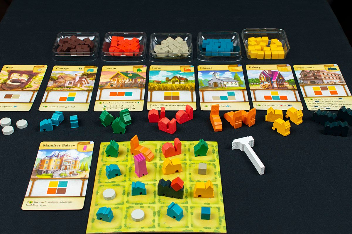 Tiny Towns családi társasjáték - játékostábla és épületek