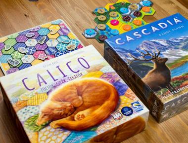 Cascadia és Calico: a kétpetéjű ikrek
