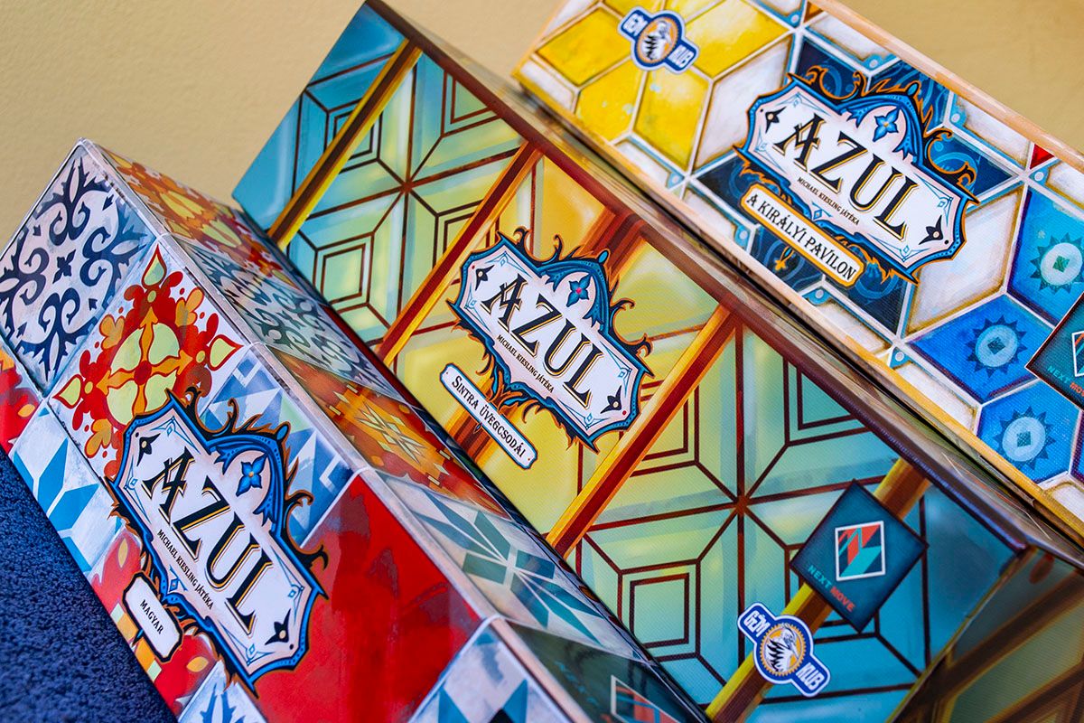 Az Azul sorozat: melyiket érdemes beszerezni?