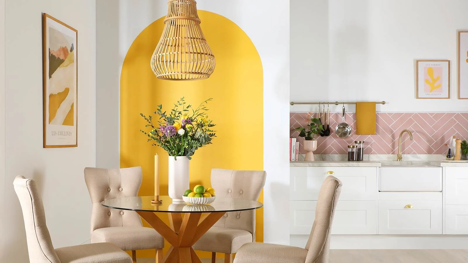 How to style a painted arch > banner