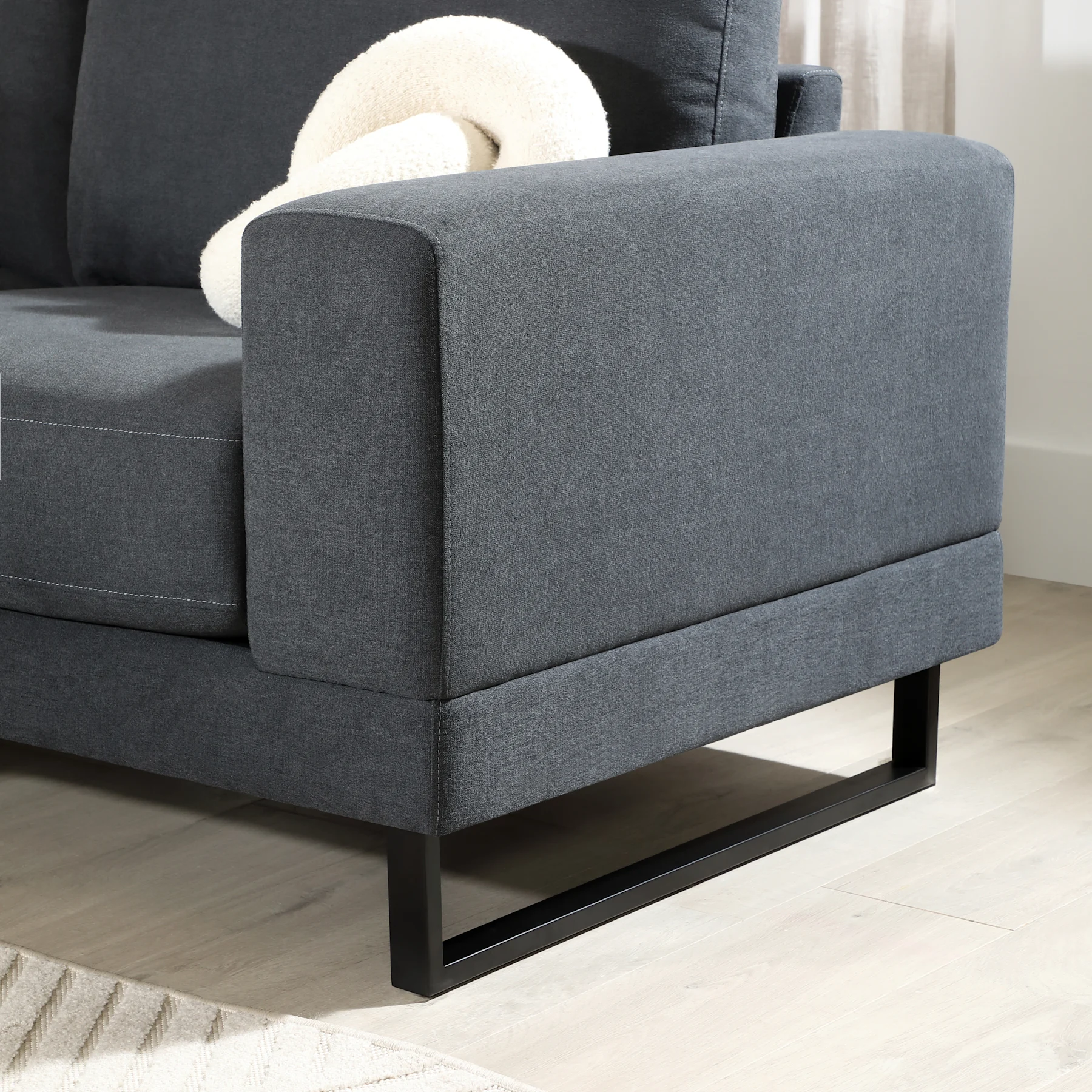 product-main--CS10002762-07