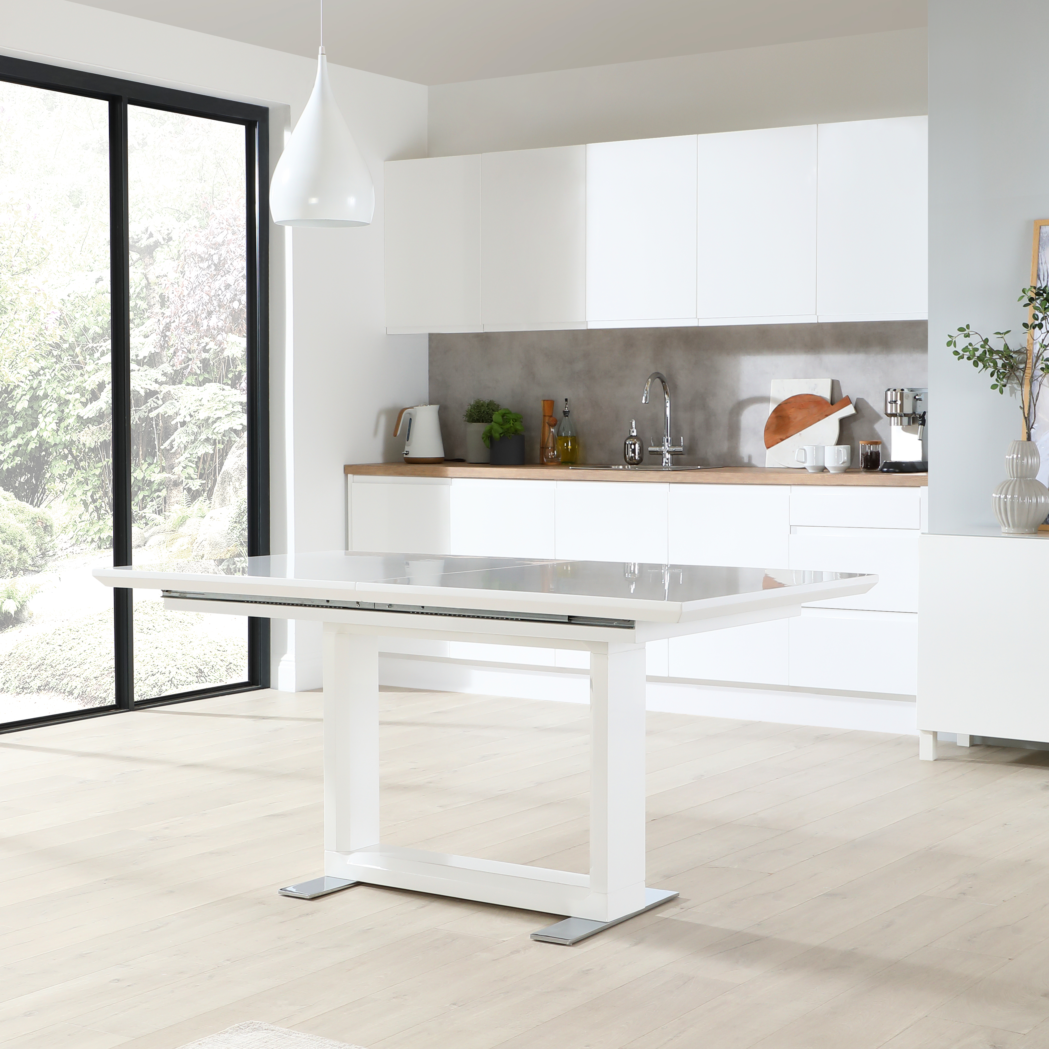 Tokyo Extending Dining Table & 4 Riva Chairs, White High Gloss