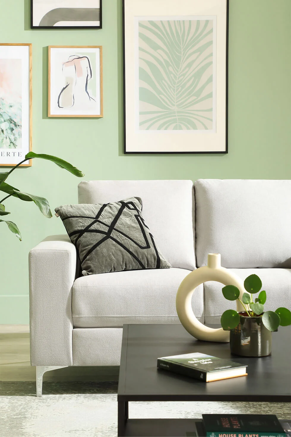 15 Green Living Room Ideas To Reinvigorate Your Space | Furniture & Choice