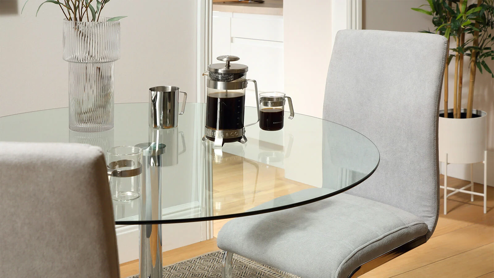 banner-clean-glass-table-2023
