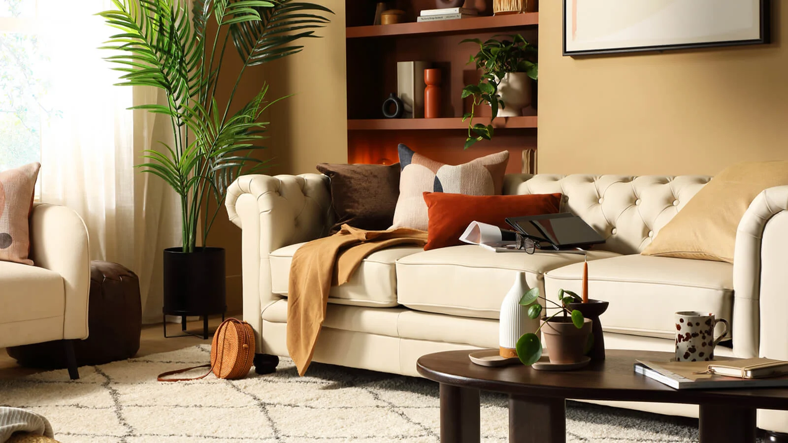 banner-brown-renaissance-1600x900