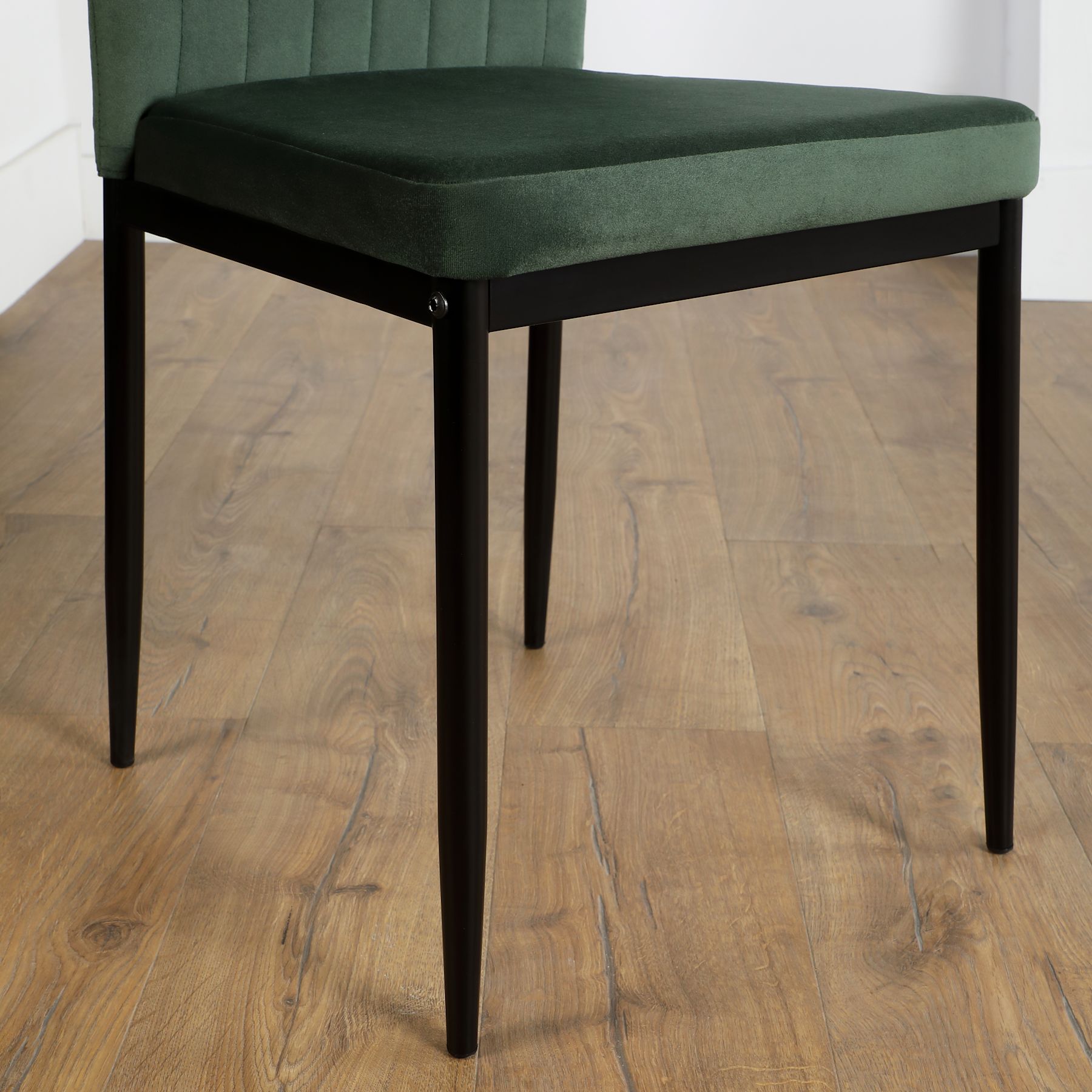 Traviso Round Dining Table & 4 Leon Chairs, Grey Marble Effect & Black