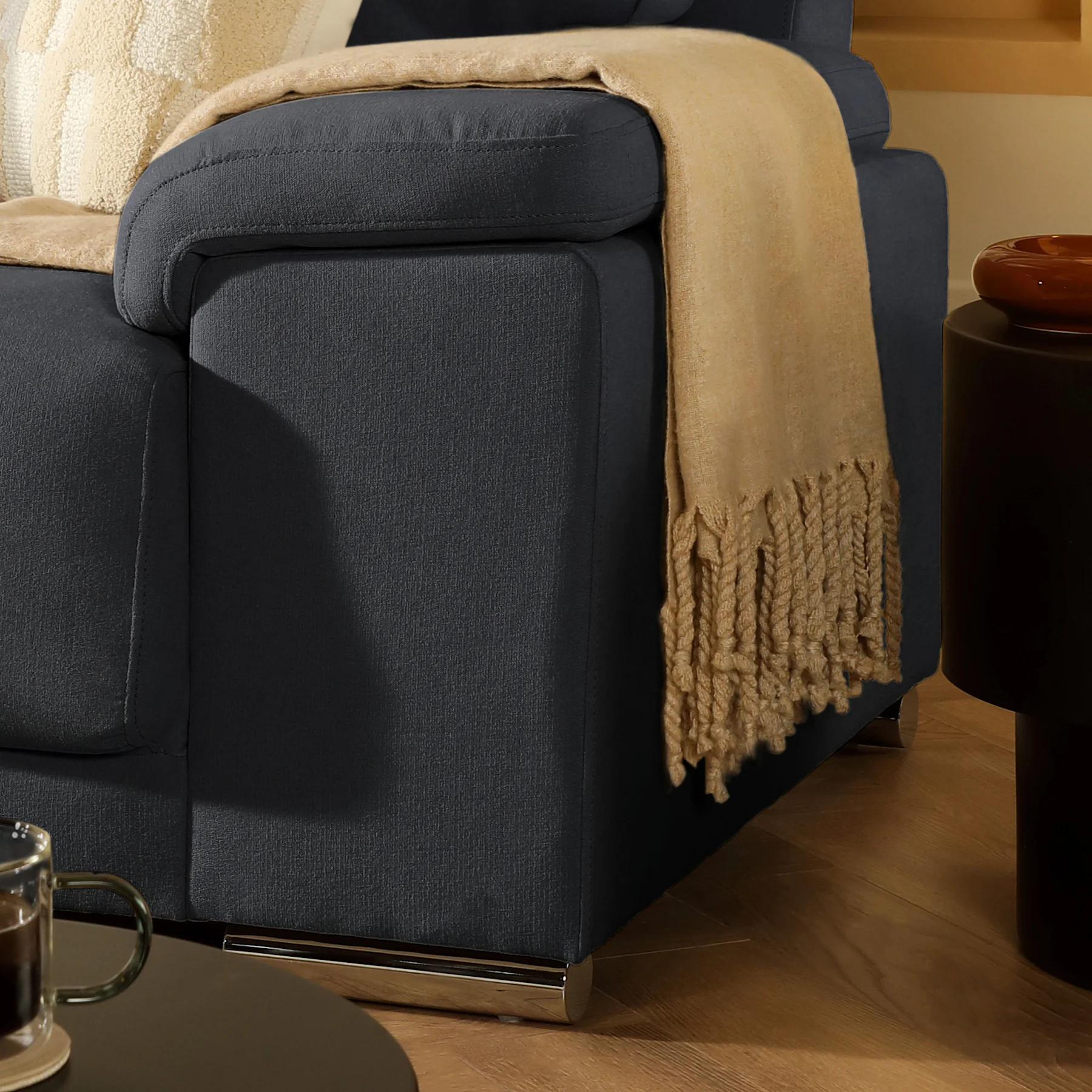 product-main--CS10002704-09