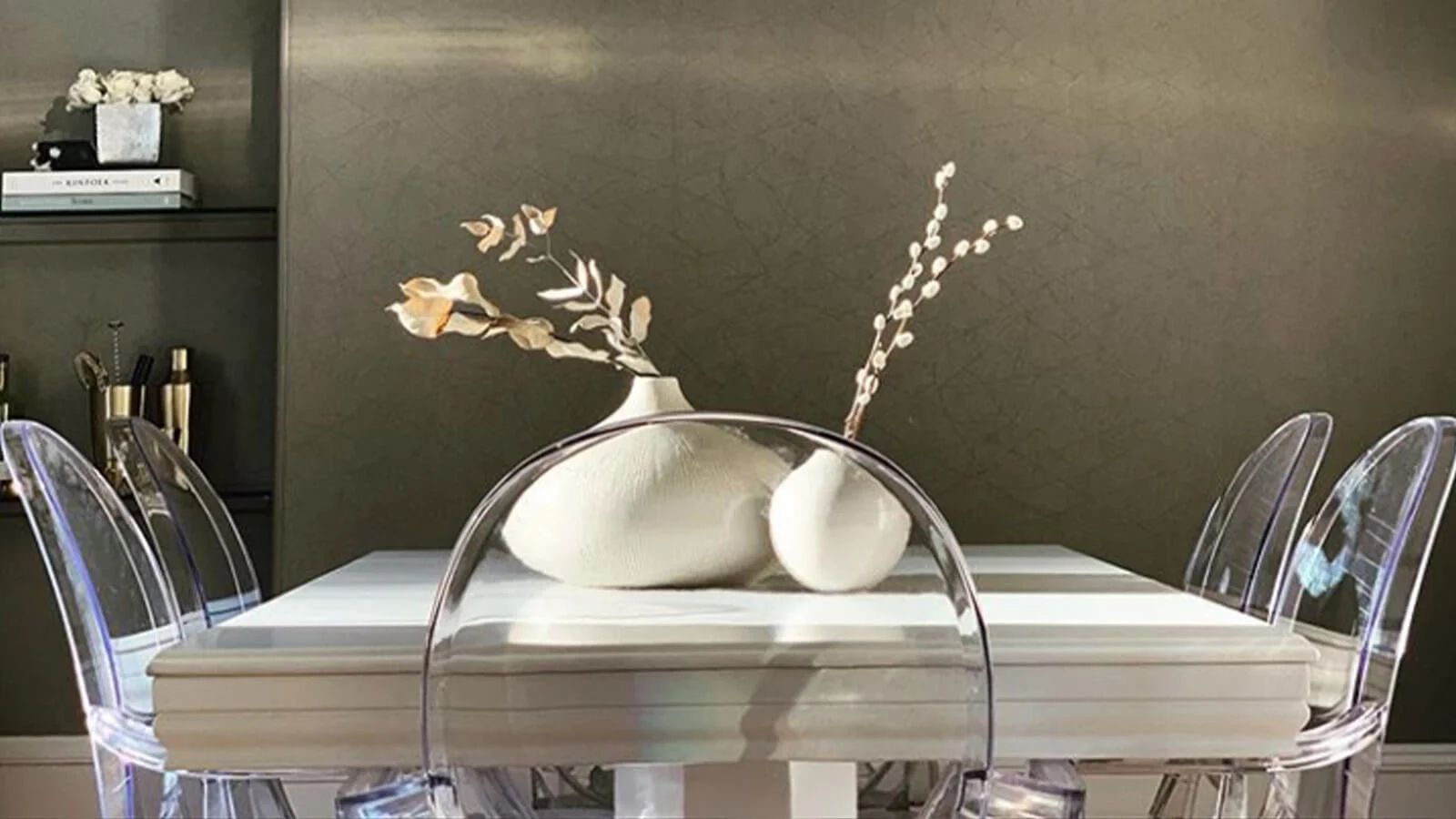 HWL an elegant victorian home - Victoria Nicol > banner