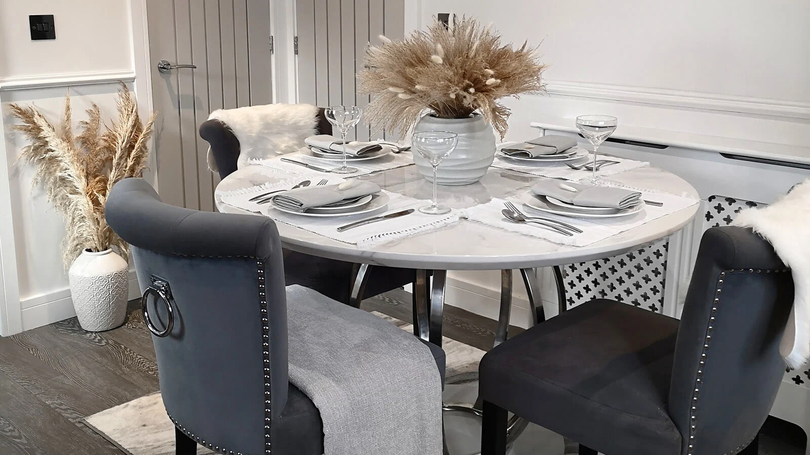 HWL A glamorous monochrome home - Joanne Welsh > banner