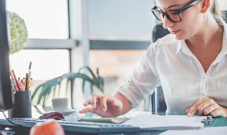 Invoice Factoring vs. Accounts Receivable