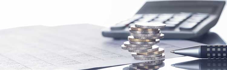 Are Invoice Factoring Rates Worth the Cash Flow Fix?