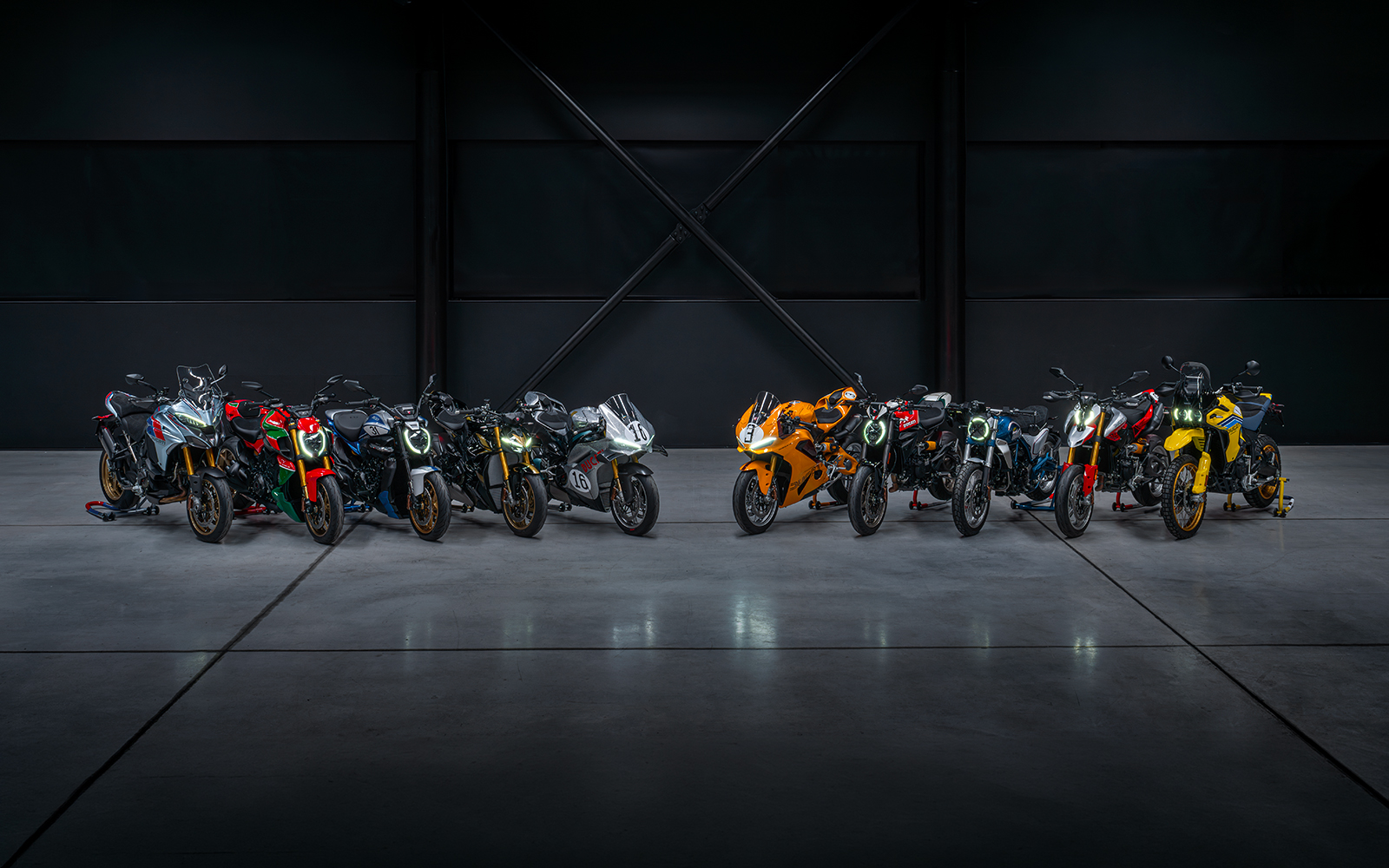collezione100-hero-1600x1000.jpg
