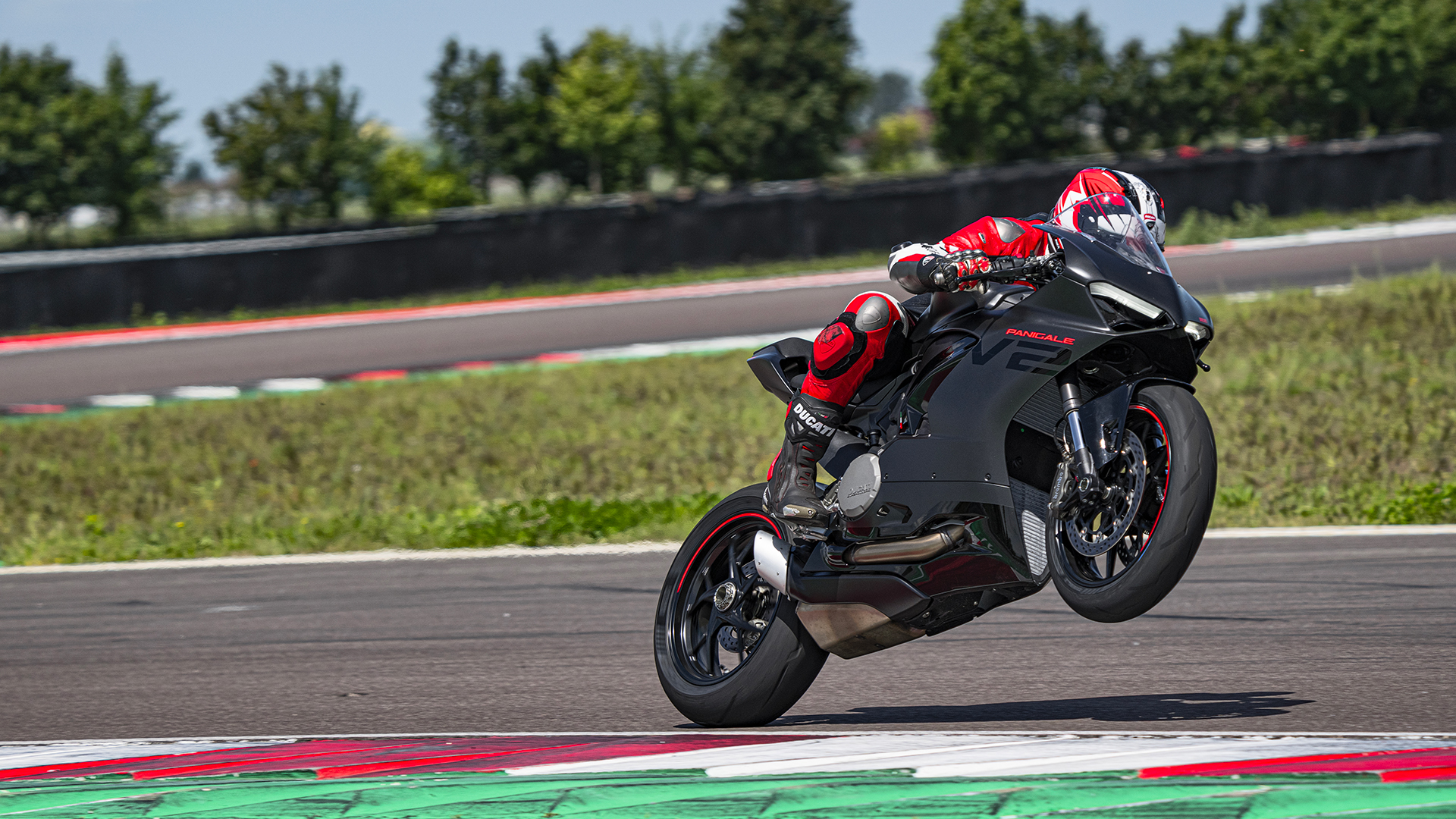 New Black On Black Livery For The Panigale V2: When Boldness Meets ...