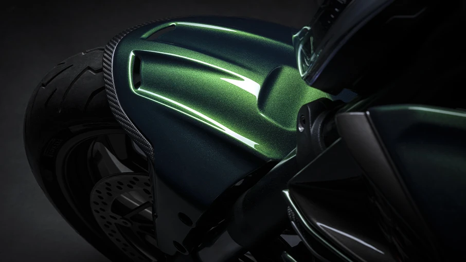 Diavel for Bentley - Dare to astonish