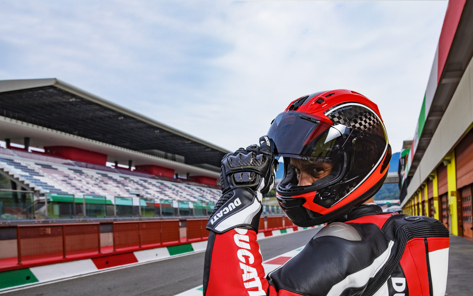 ducati carbon fiber helmet