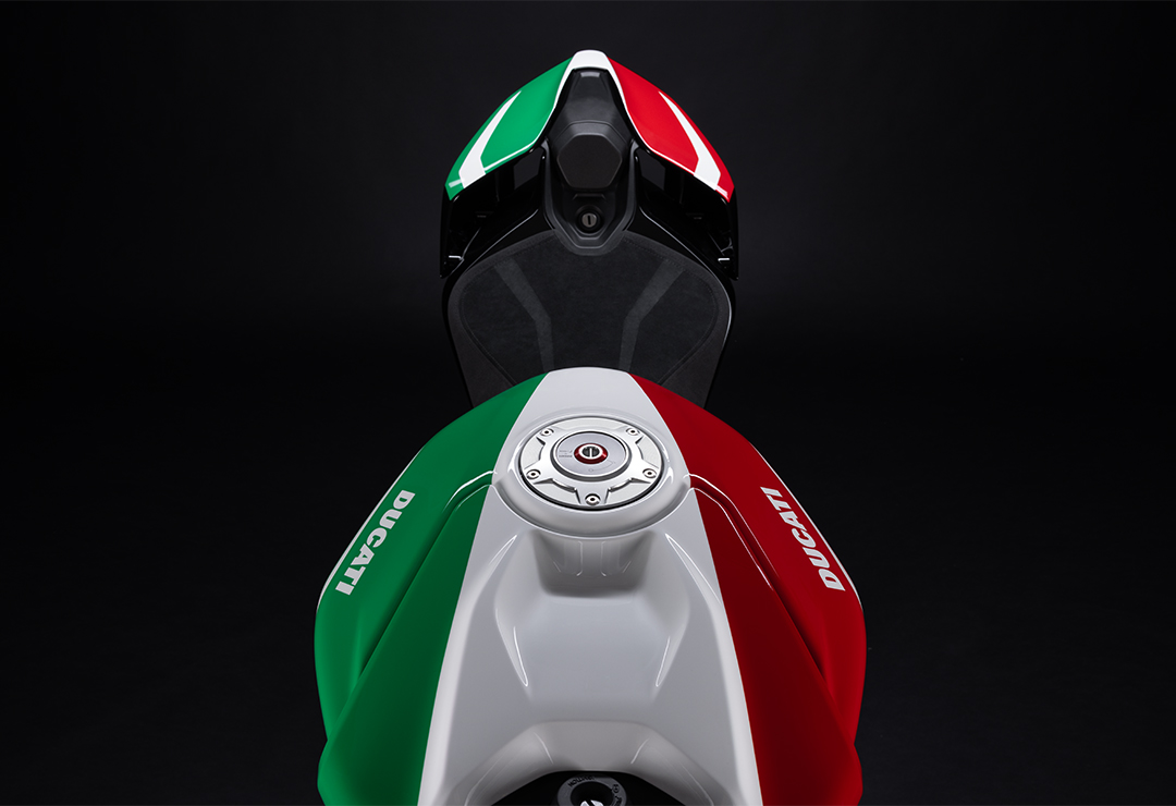 Panigale V4 Tricolore MY25 | Iconic Design | Ducati Australia's ...