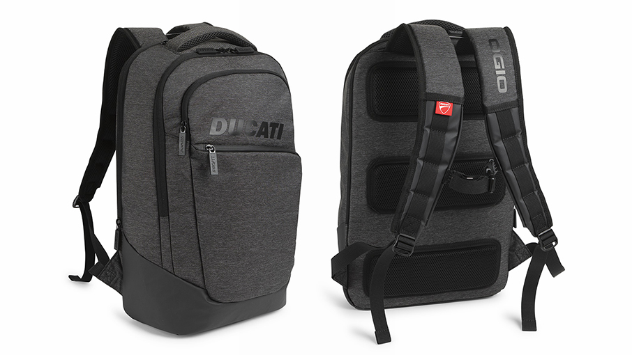 16L ヘルメット収納有 DUCATI リュック OGIO ブラック ドゥカティ Ducatiバッグ＆アンブレラ | Ducati Official Shop