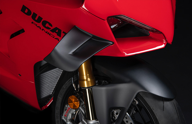 New Panigale V4: The Evolution of Speed