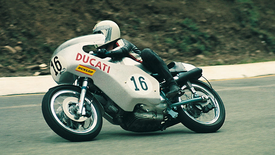 750 Imola Desmo | Historical Models | Ducati Heritage
