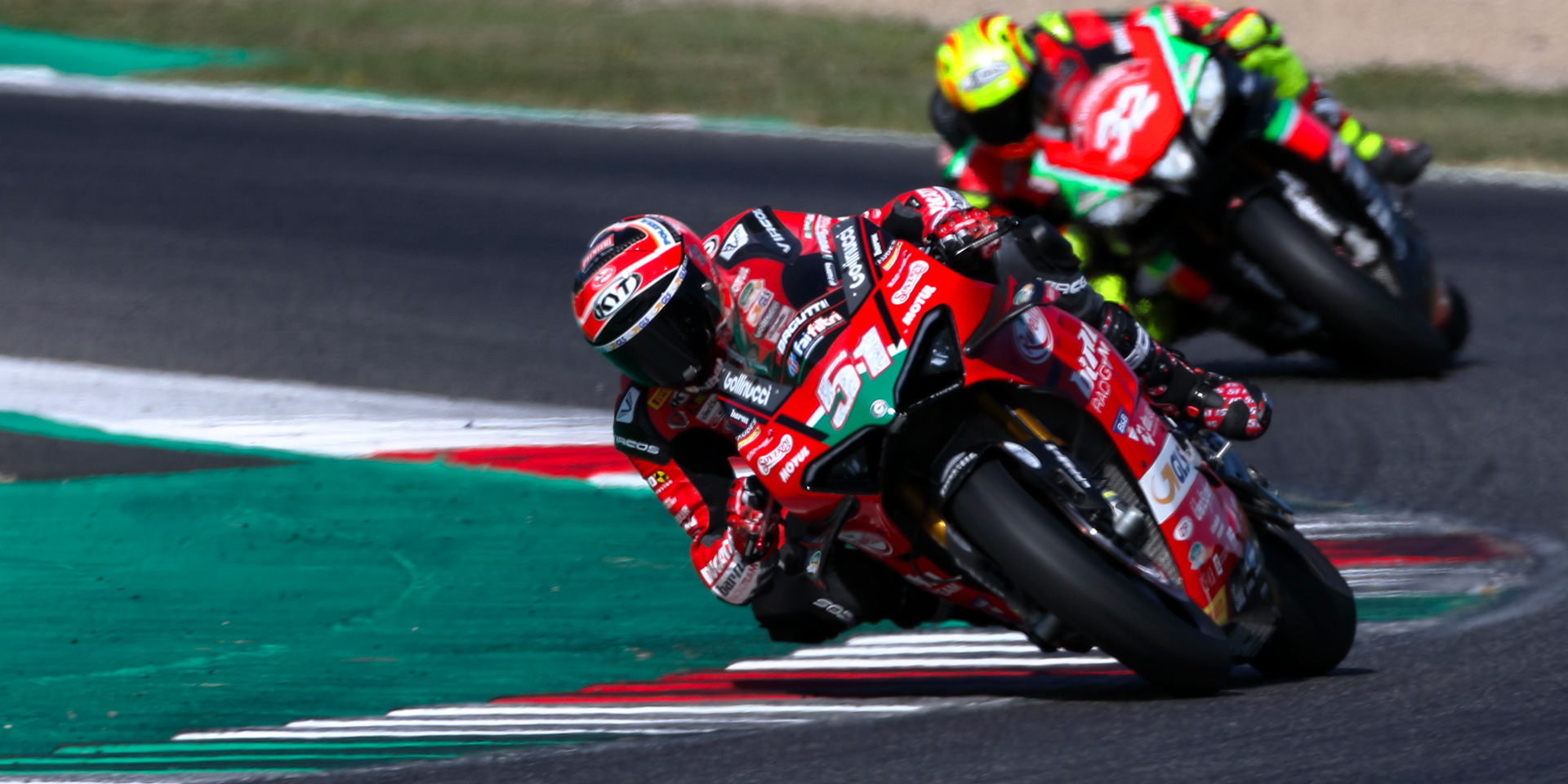 Pirro conquista la vittoria in gara 1 al Mugello e avvicina il titolo