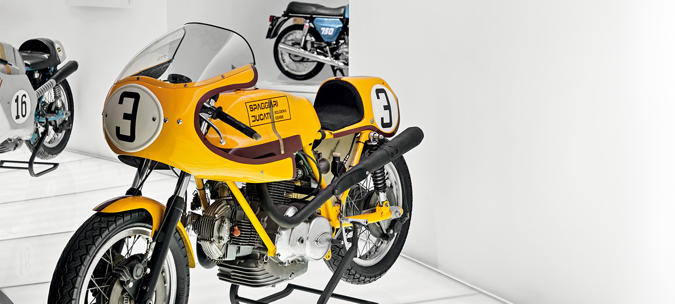 750 Supersport Desmo | Historical Models | Ducati Heritage