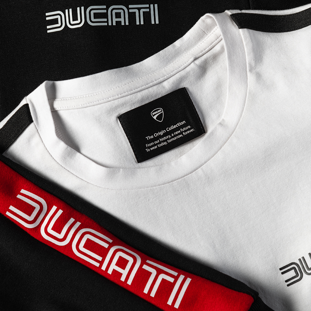 メンズ、レディース、キッズ用バイクアパレル＆アクセサリー | Ducati