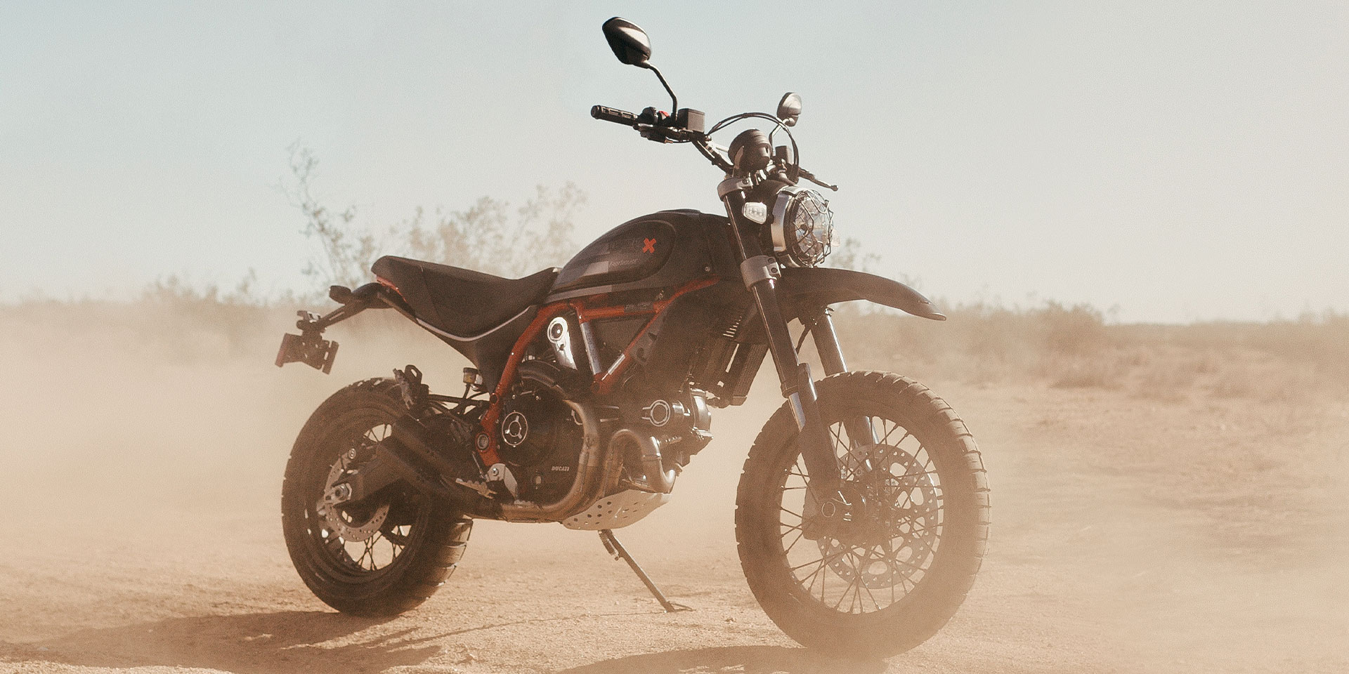 Desert Sled Fasthouse A Limited And Numbered Edition Of Ducati Scrambler To Celebrate Victory In The Mint 400
