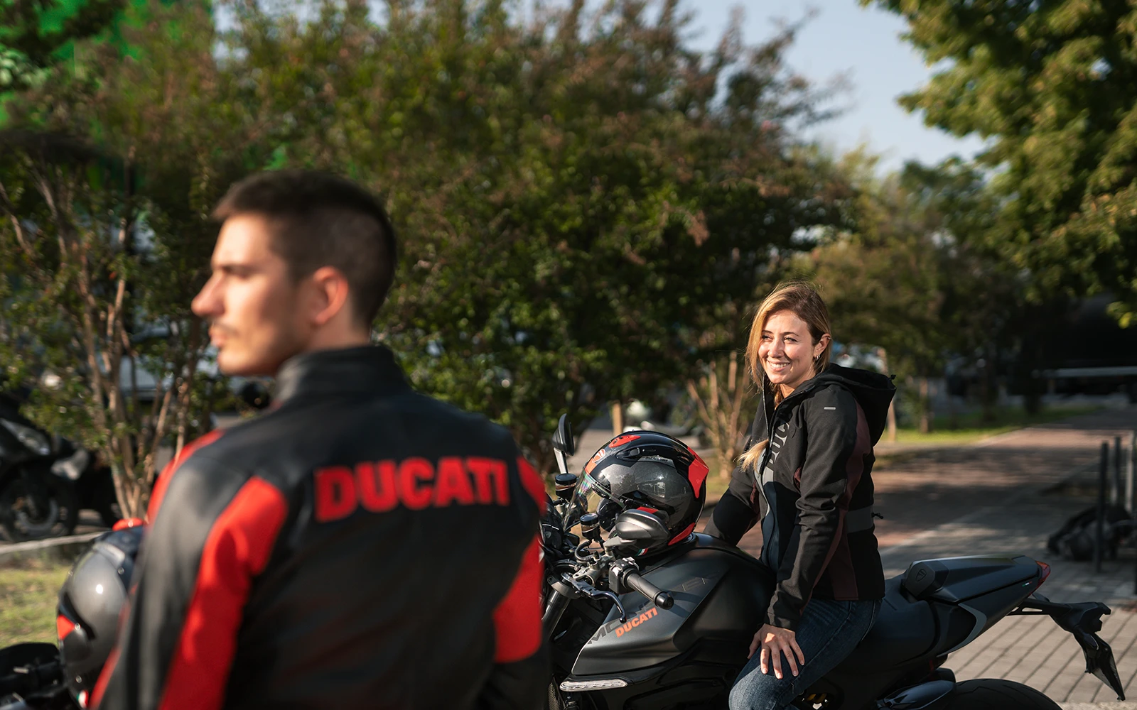 Sweat à capuche homme Ducati Racing - patch Ducati