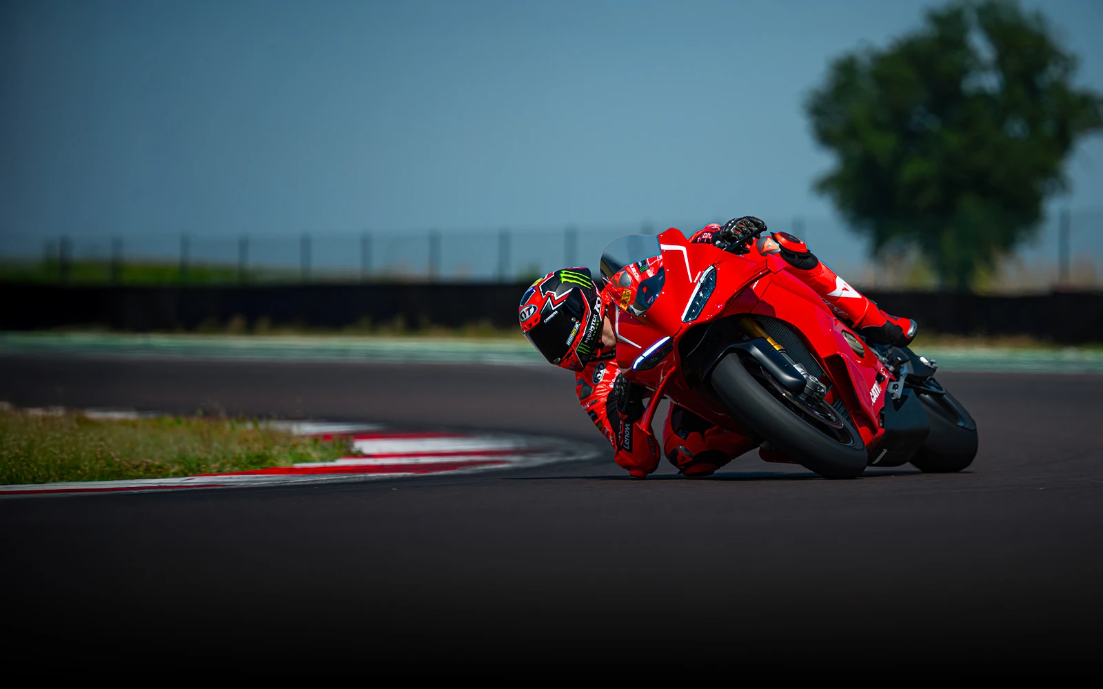 Ducati - Discover the new bikes