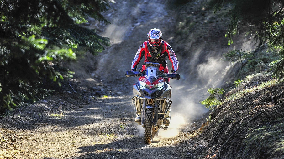 The Ducati Multistrada 1260 Enduro conquers first place in its category ...