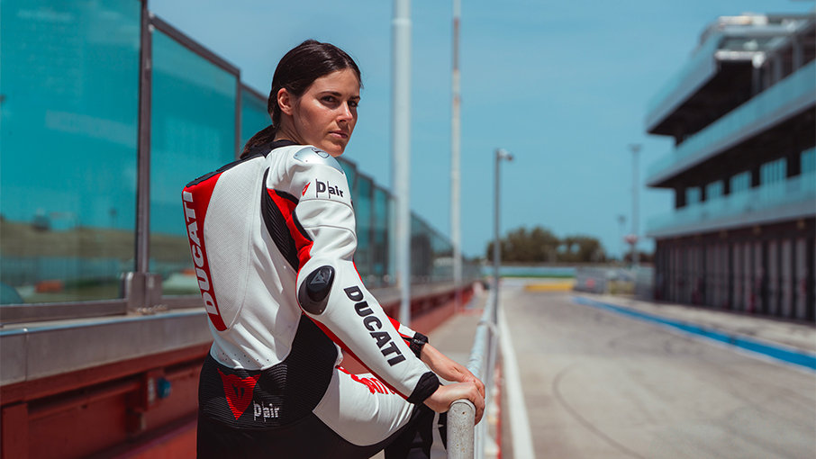 DUCATI ライディングスーツ （ブラック/レッド、サイズ52） Ducati Leather Racing Motorcycle Suit – CE Armor – Turbo Racegear