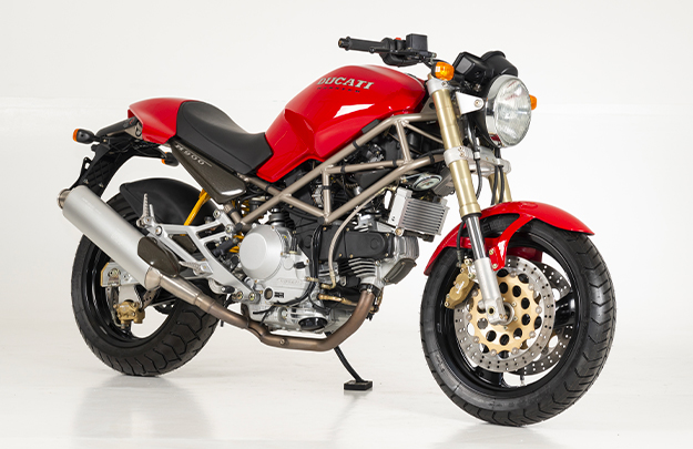 Monster 900 | Historical Models | Ducati Heritage