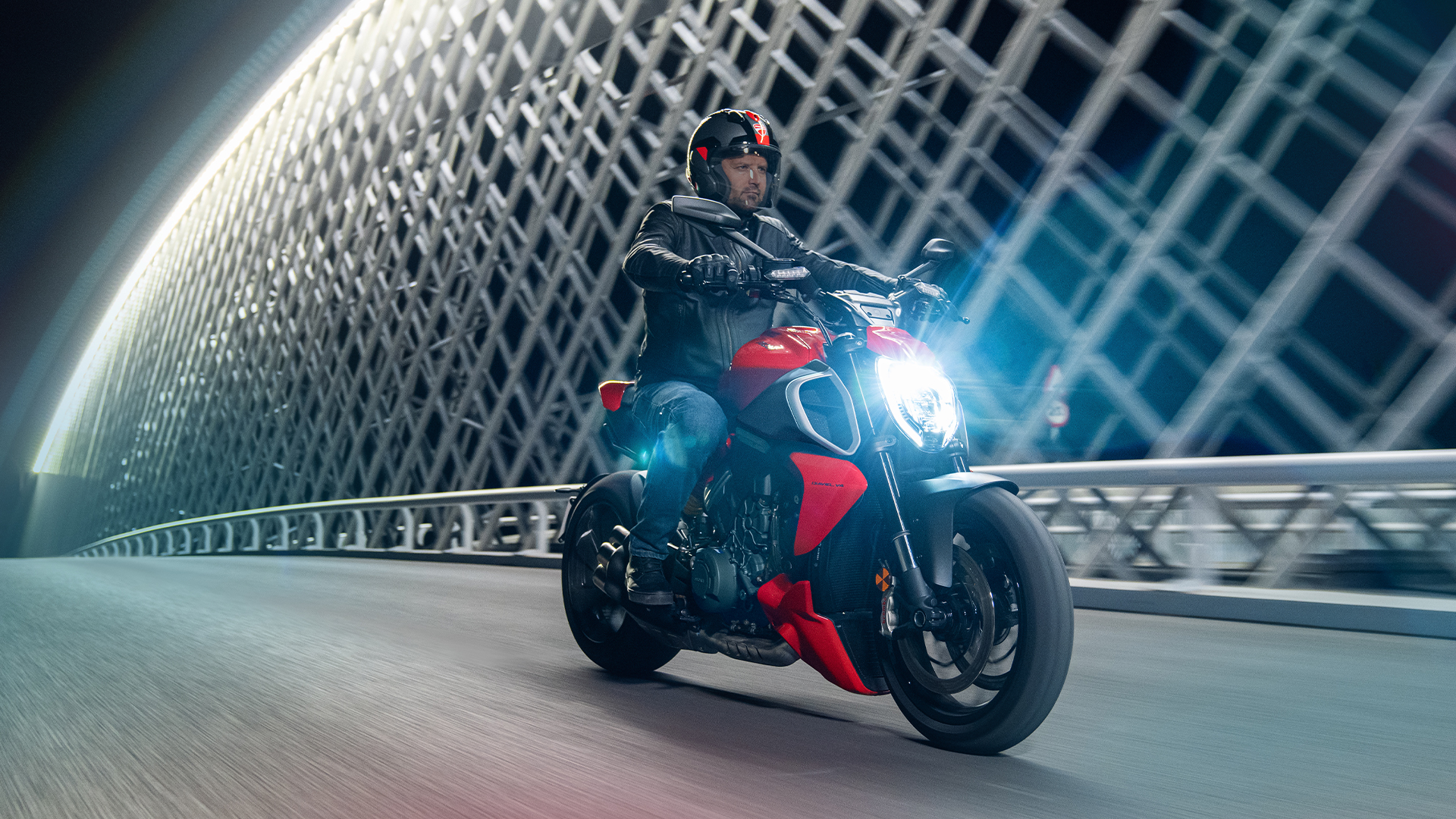 Diavel V4 Ducati - Dare to be Bold