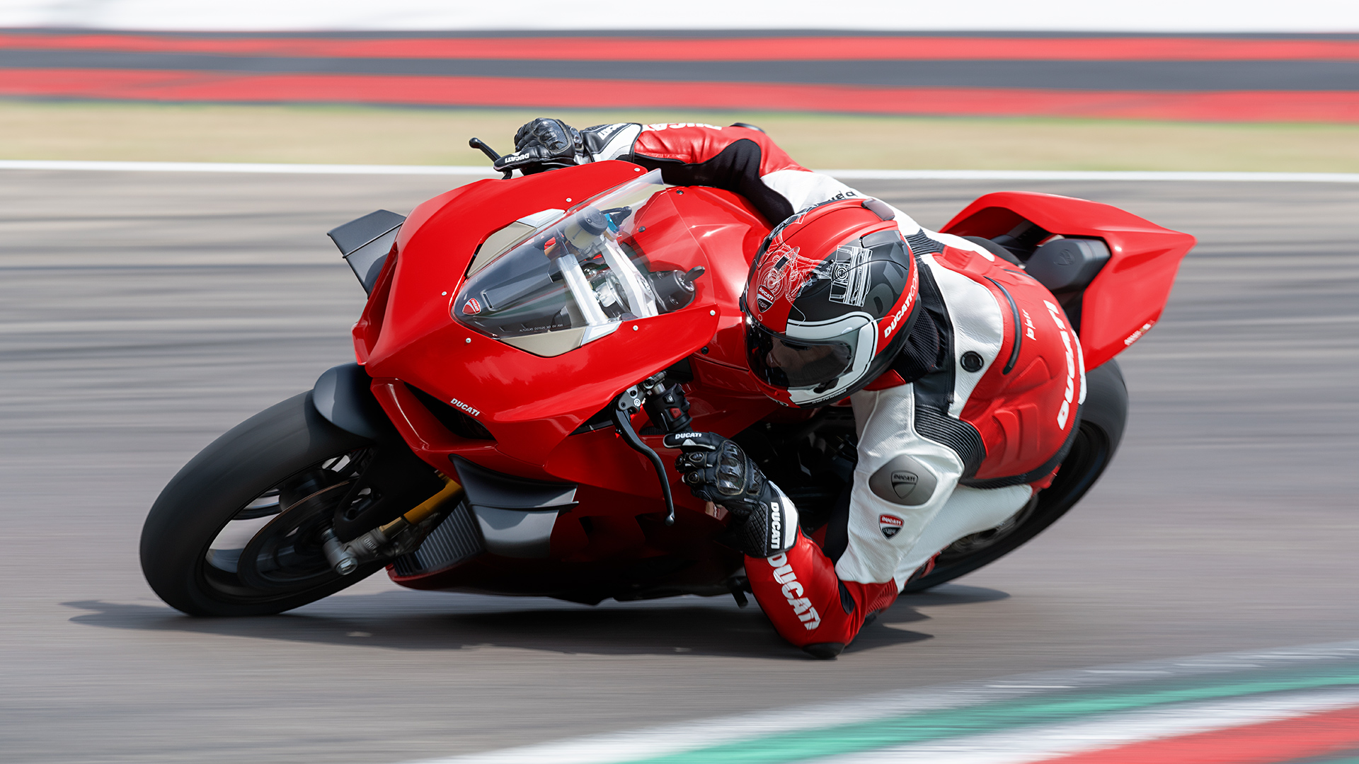 New Panigale V4 2020 The Science Of Speed Ducati