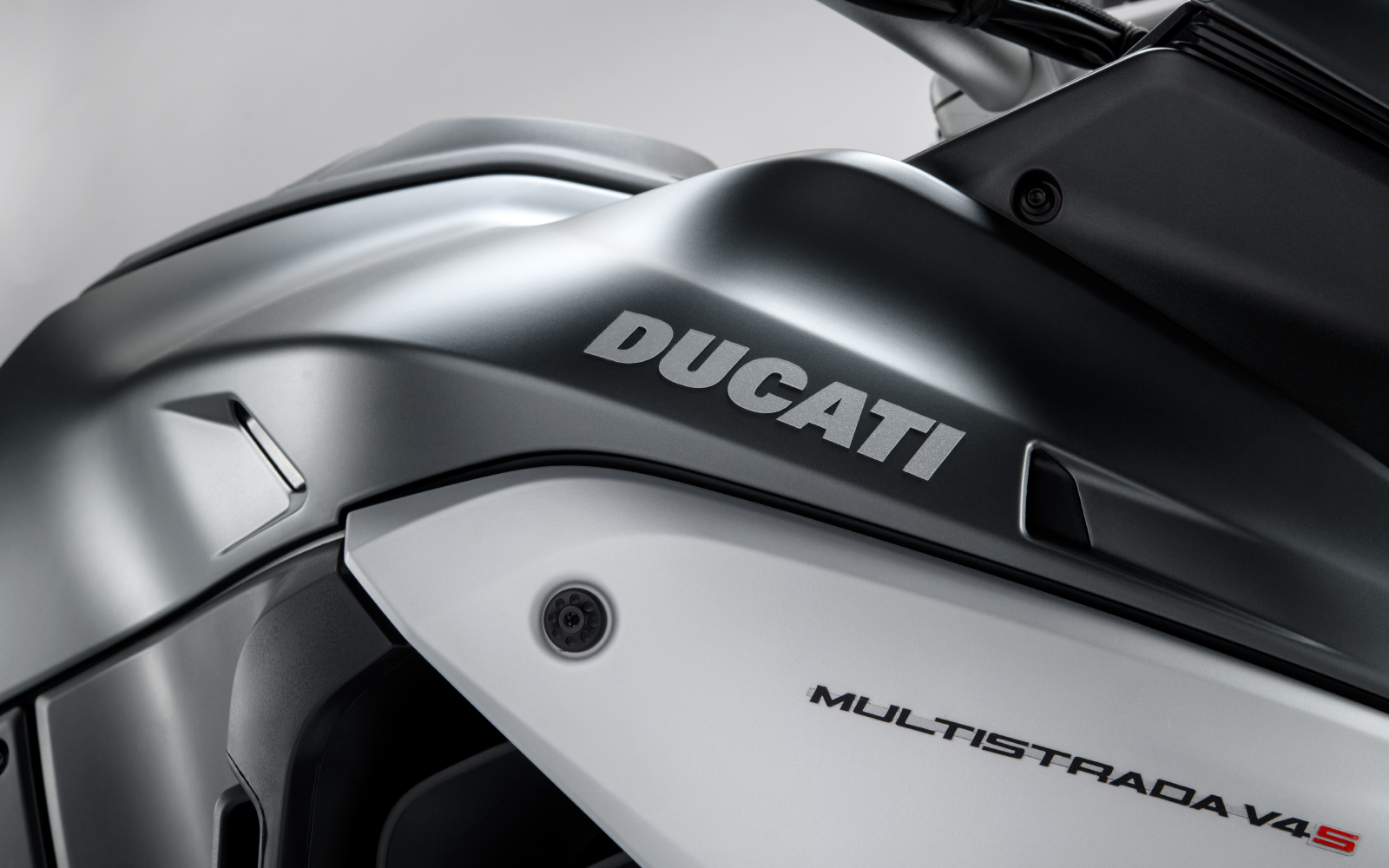 Aerodynamics and NVH | New Multistrada V4 Ducati