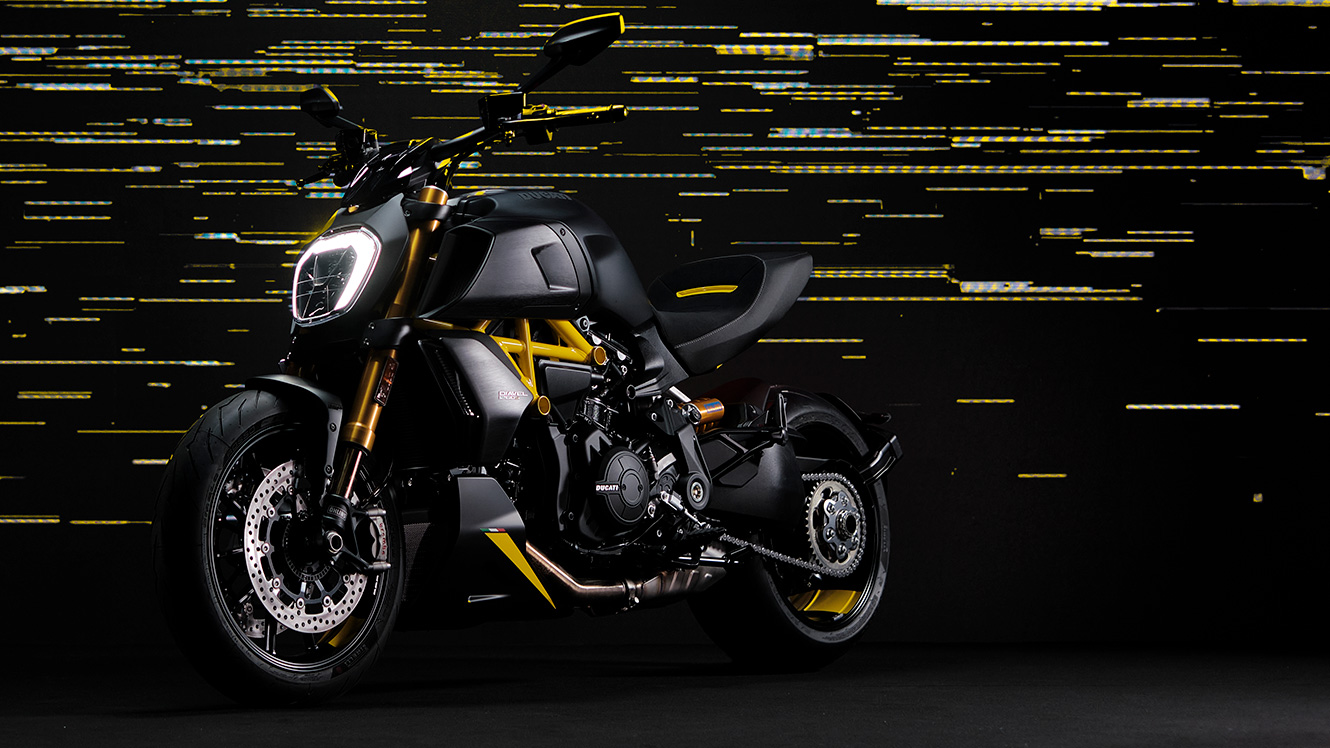 ducati diavel black steel