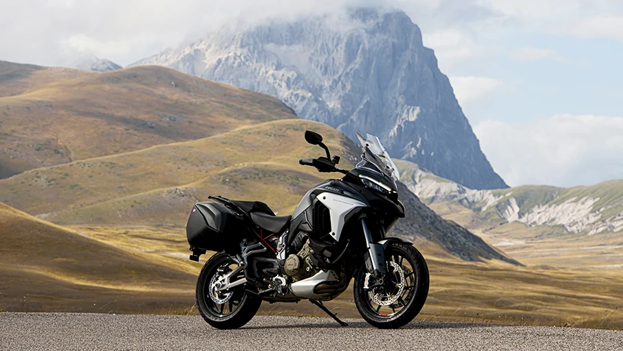 Luxus Ducati Multistrada V4s Bilder