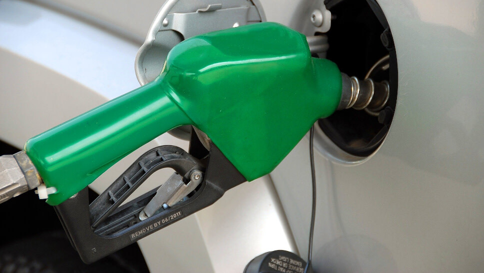 Wie lassen sich mit weniger Kraftstoff mehr Kilometer fahren?