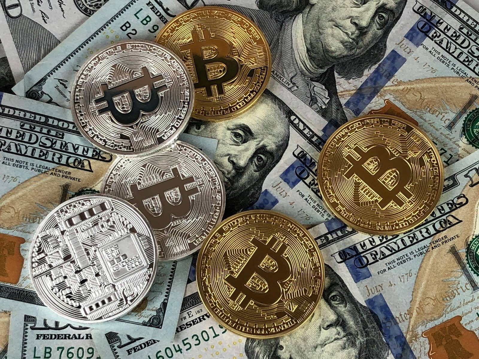 Bitcoin Hoje: Moeda deve Formar Investidores no pós-halving