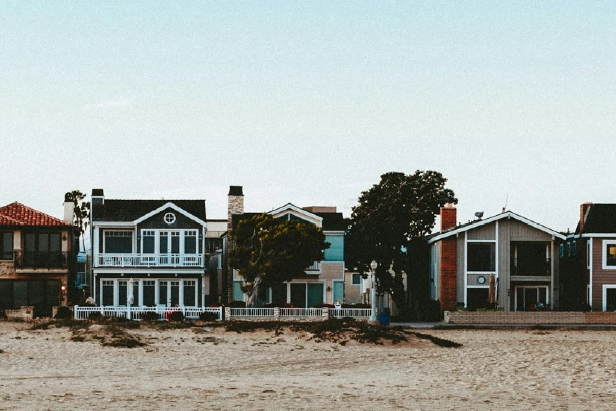 Beach houses in Orange County, California