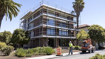 Multifamily Building Window Replacement Guide