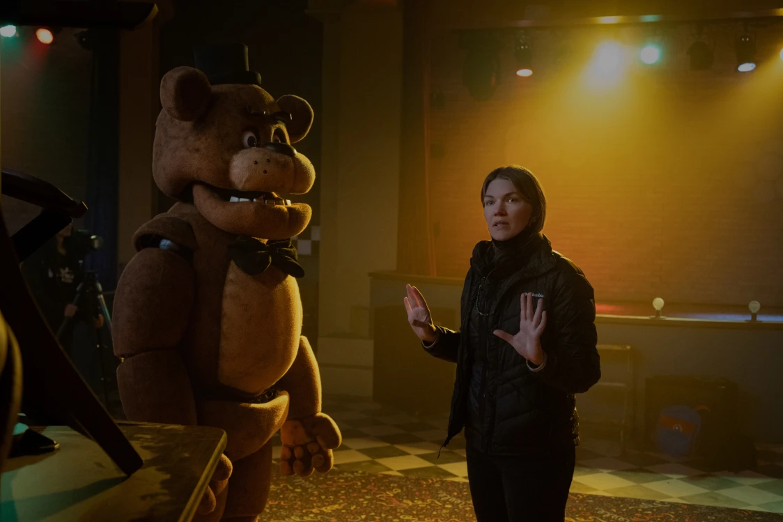 HOW TO THROW A FIVE NIGHTS AT FREDDY'S FNAF PARTY - Keep Up With The Jones  Family