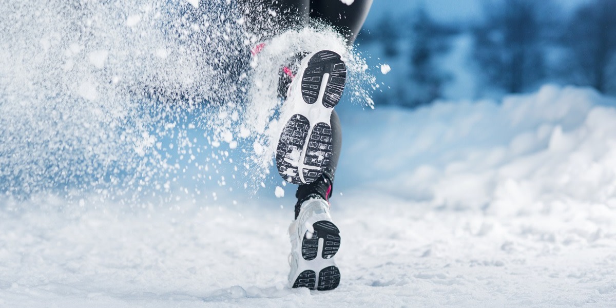 Best Cold Weather And Winter Running Gear: Stay Warm And Keep