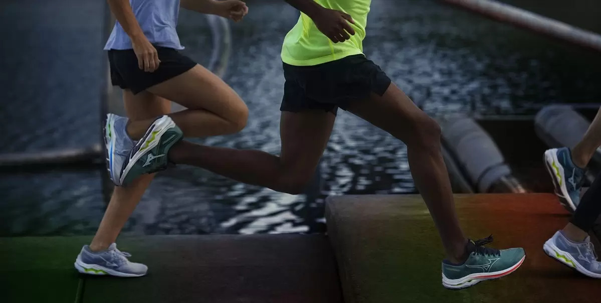 Best 2025 mizuno shoes