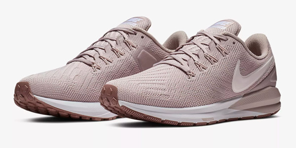 Difference between nike air zoom structure 21 and 22 hotsell