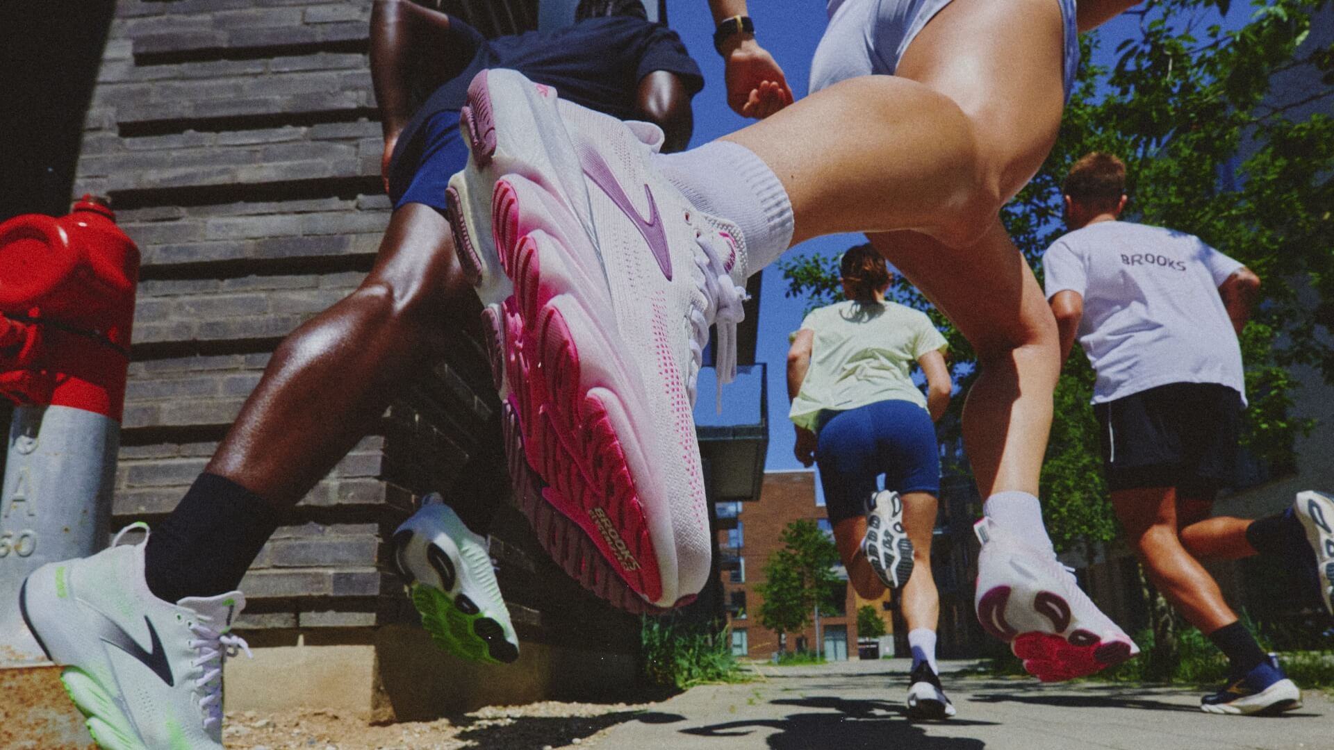 vapormax without socks