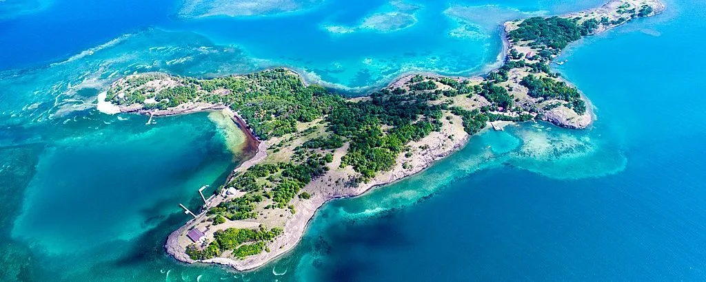 Ilet Long dans la Baie du François - Martinique