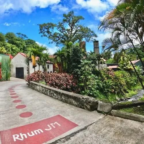Entrée Distillerie Rhum JM - Martinique