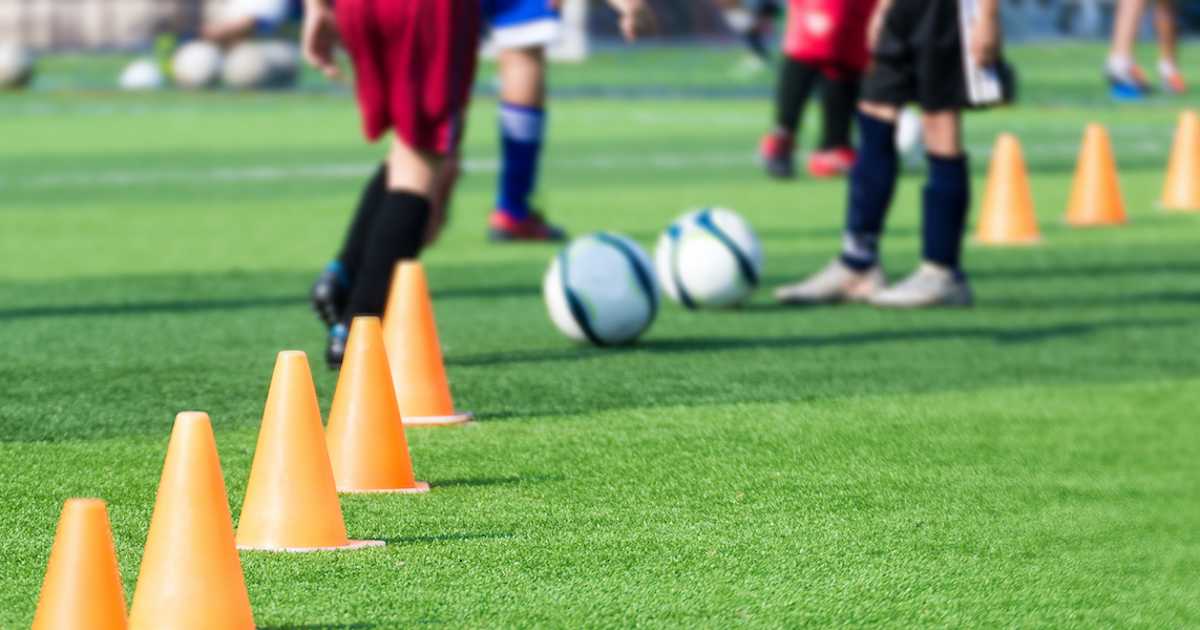 4 Simple Youth Soccer Passing Drills For Coaches Jersey Watch 4 Simple Youth Soccer Passing Drills For Coaches Jersey Watch