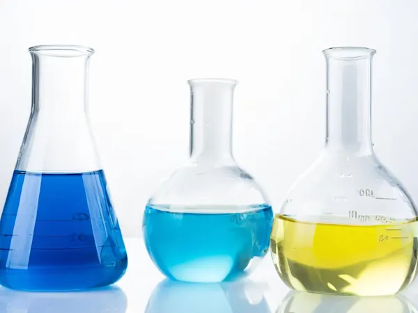 Glass containers with liquid in a lab